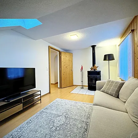 Veja Alvra 18 - Cadisch Apartment *